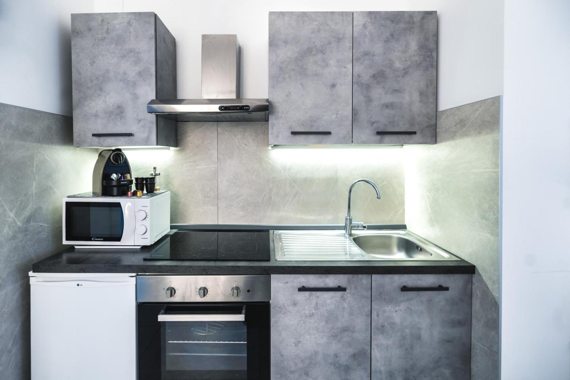 Roomy 6 Guests, City Launchpad, 30Mts To Loreto M1 M2 Milan
