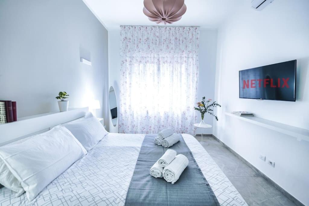 Roomy 6 Guests, City Launchpad, 30Mts To Loreto M1 M2 Appartement *